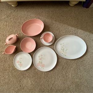 1940’s Vintage Mayfair Melmac (Melamine) Francine pattern Service for 12